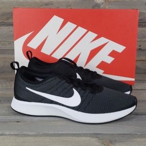 Nike Dualtine Racer Women’s Flyknit Shoes-NEW